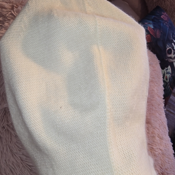 Slouchie Beanie - Picture 5 of 5